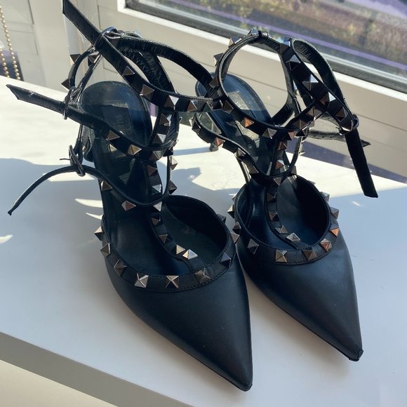 Valentino Garavani Shoes - Valentino Garavani Rockstud Noir Slingback Pumps